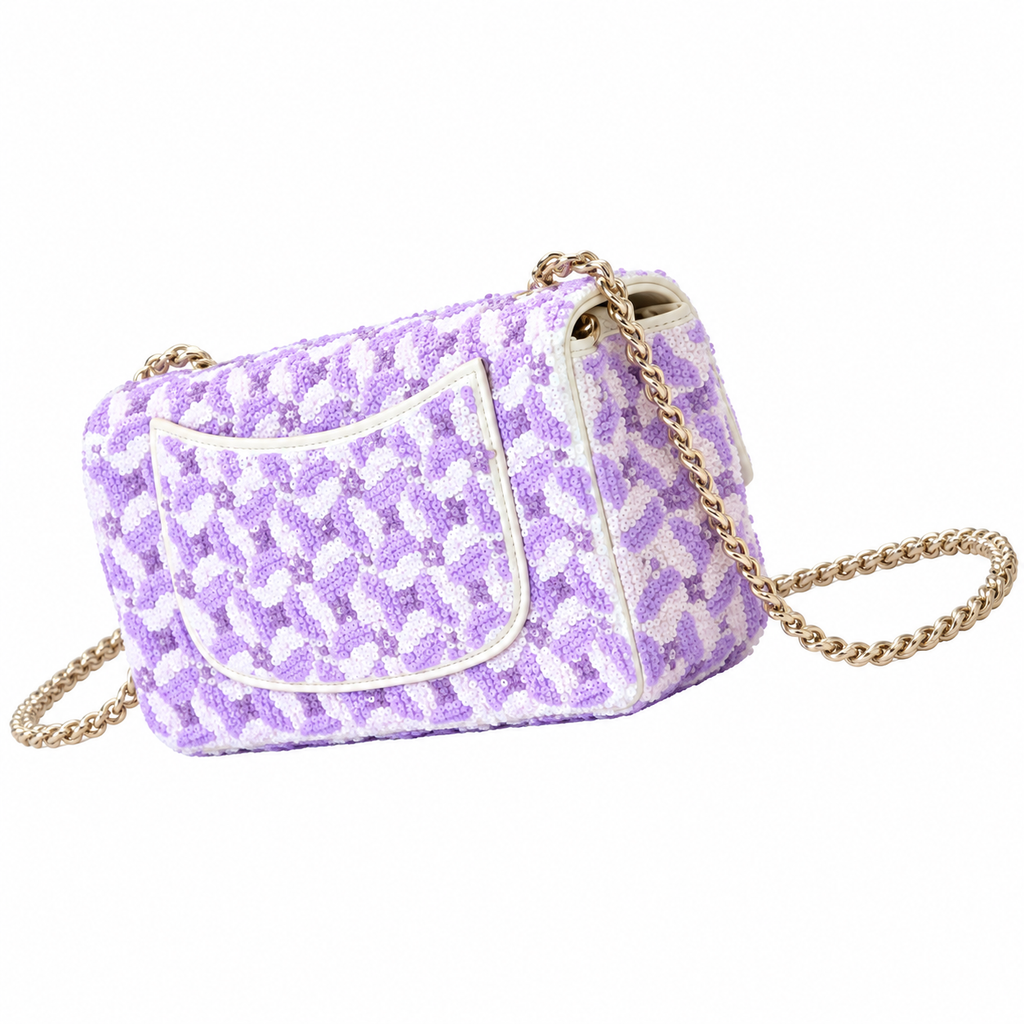 Chanel Quilted Compact Crossbody Bag 15×20×7cm