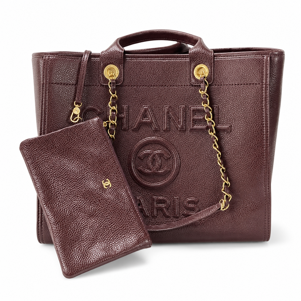 Chanel Classic Quilted Flap Bag | CC Turn-Lock Leather Chain Strap — 30x50cm
