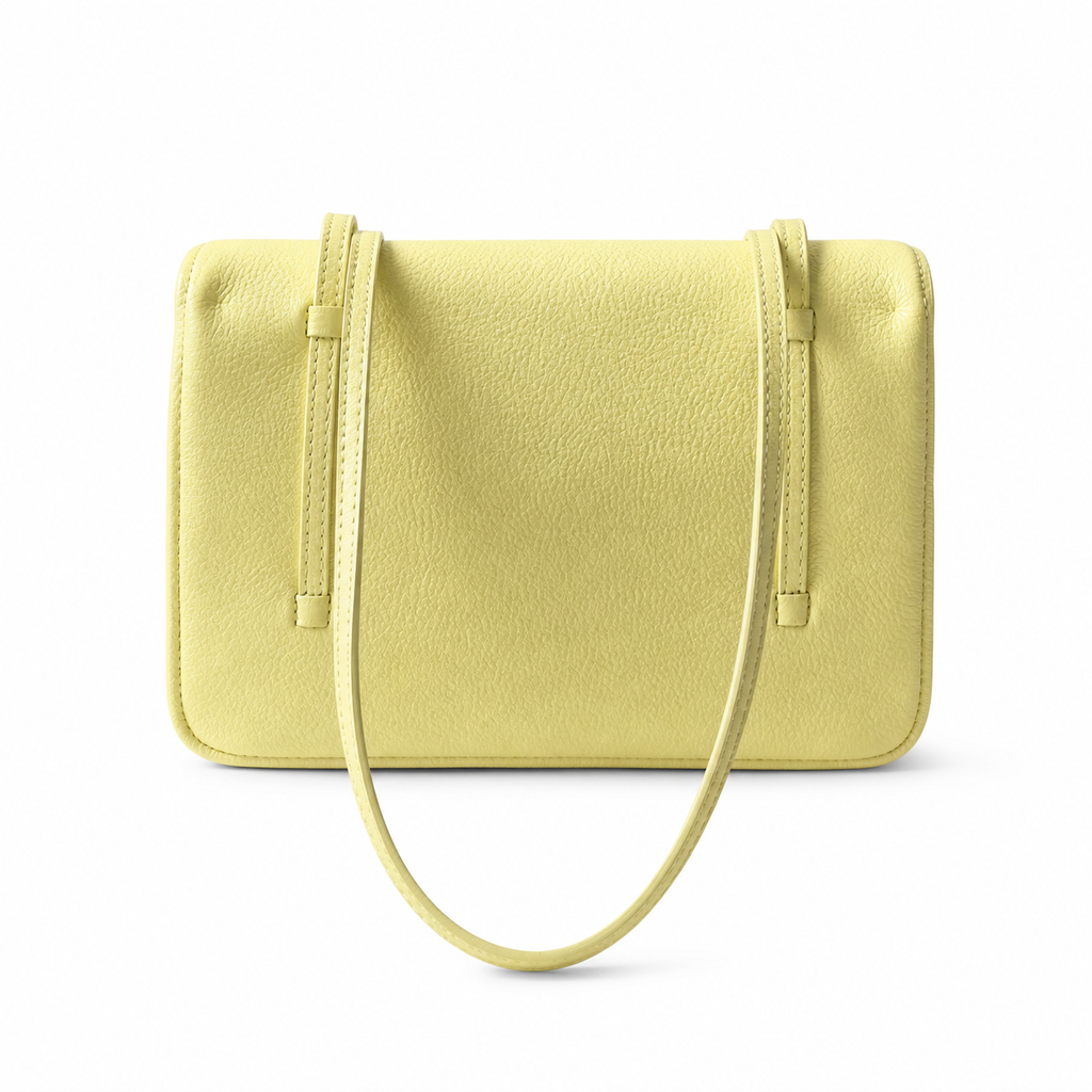 Chanel Classic Quilted Small Flap Bag | CC Hardware & Chain — 22cm